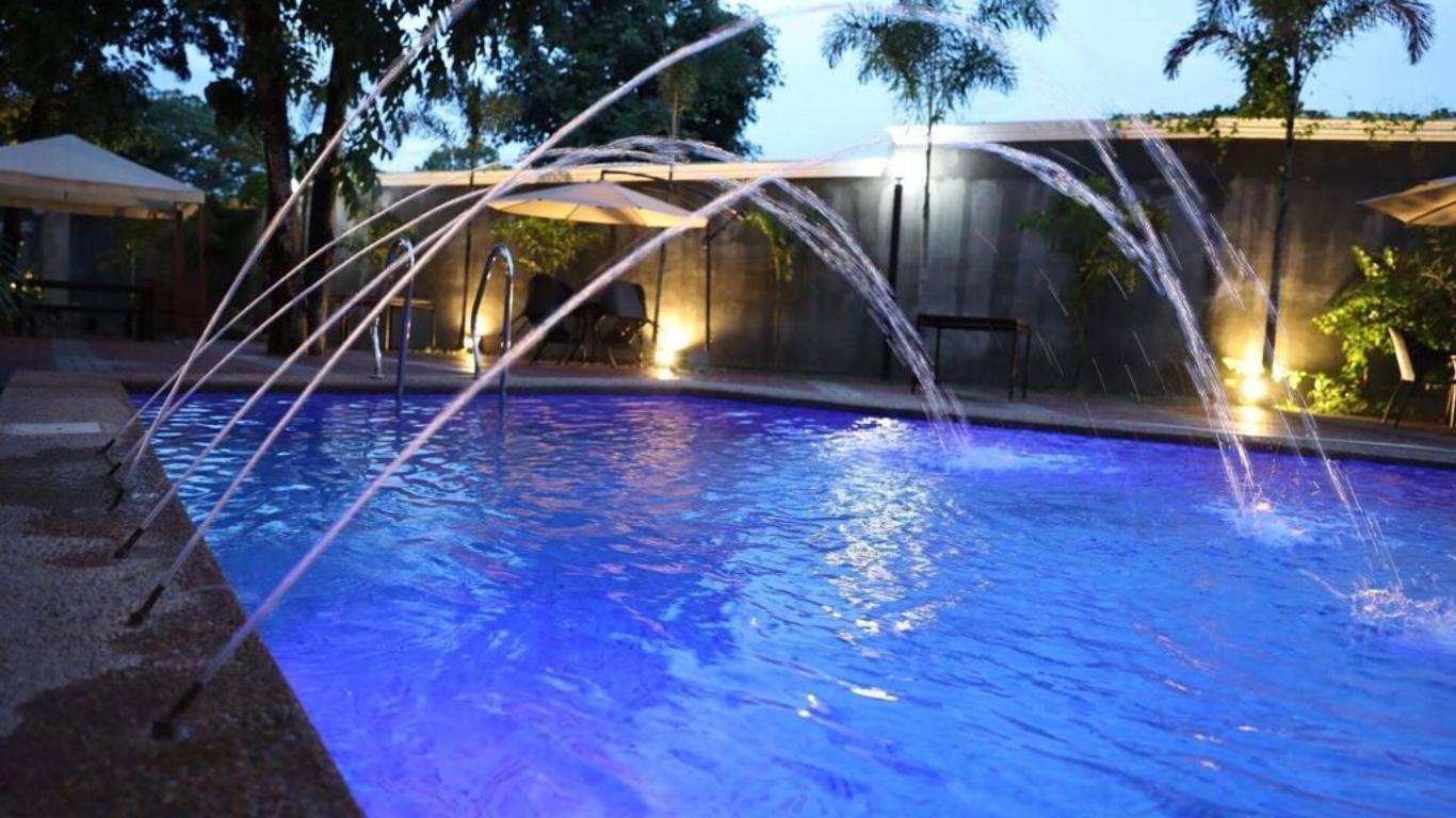Koregon Hotel