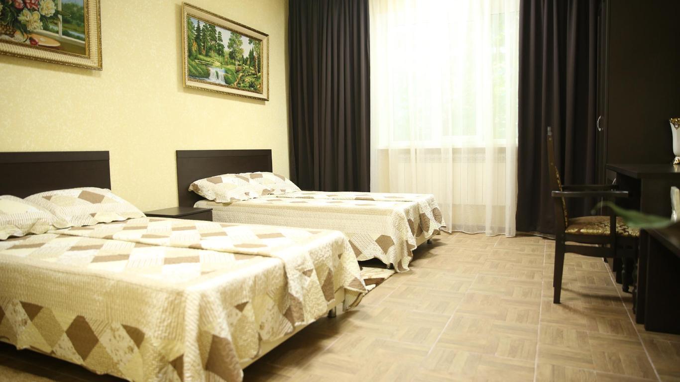 Eco Hotel Green House