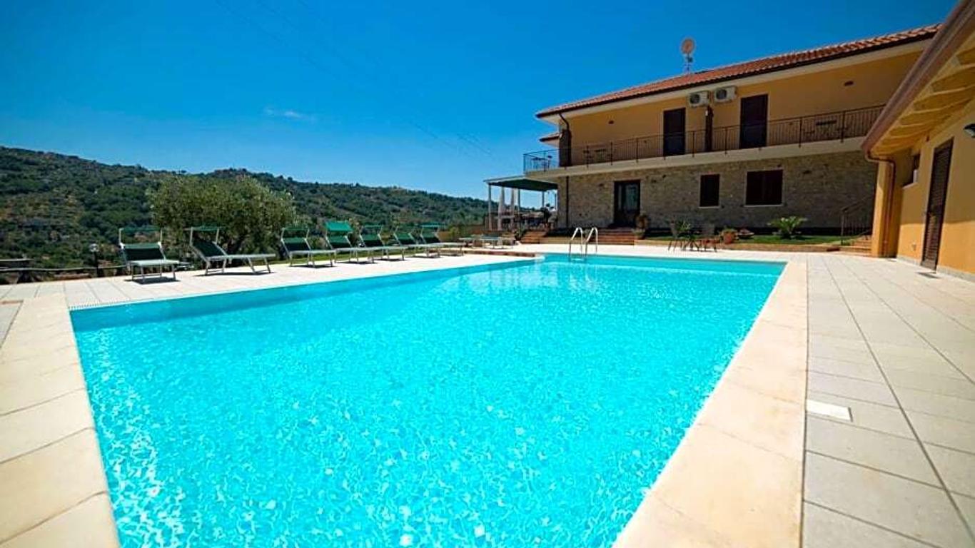 Villa Sansivieri