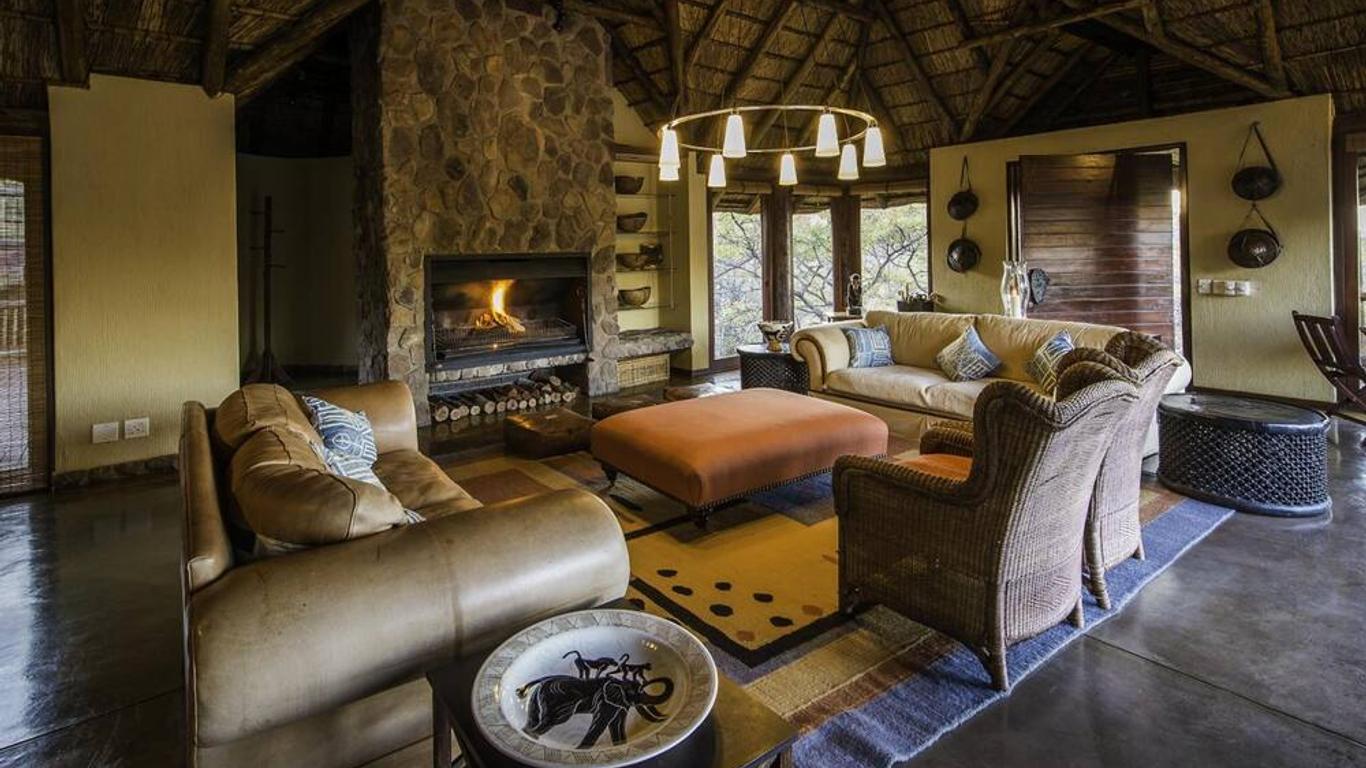 Tshwene Lodge