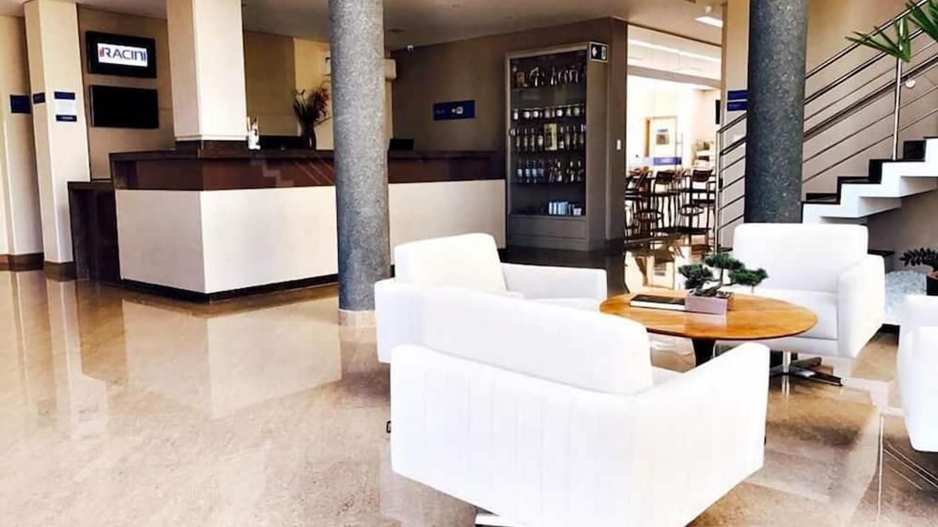Racini Suites Hotel