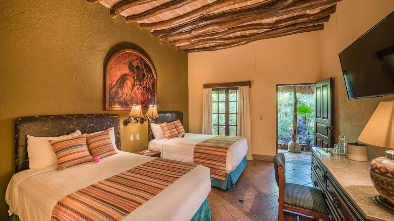 Posada Del Hidalgo Hotel