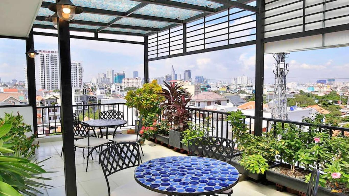 Donald Service Apartment