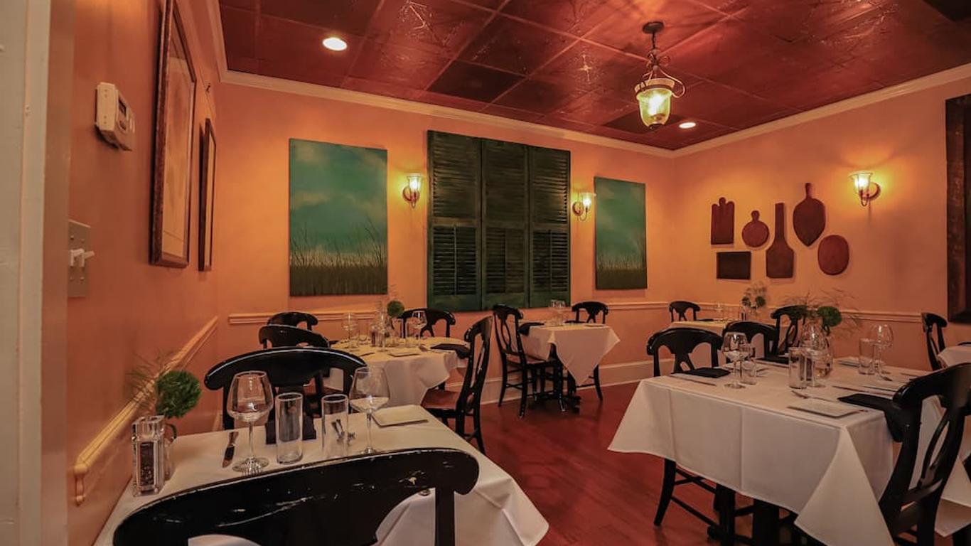 The Charlotte Hotel & Restaurant