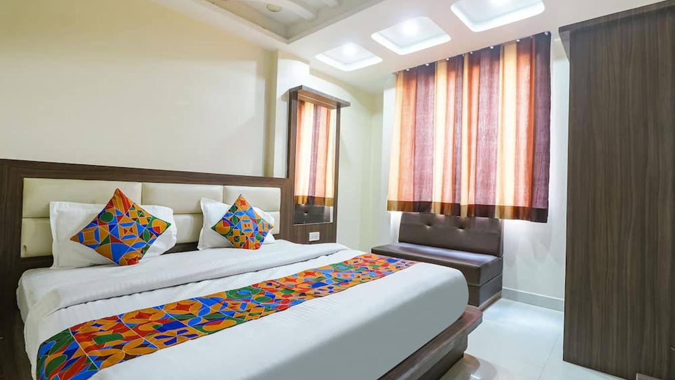 Hotel Nandgiri Palace
