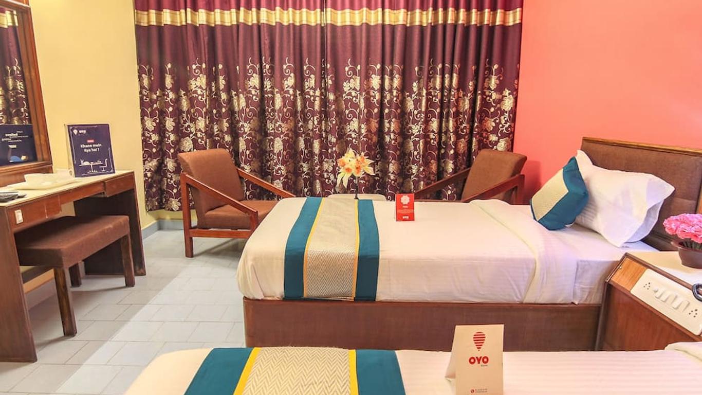 OYO 10709 Hotel Sbt