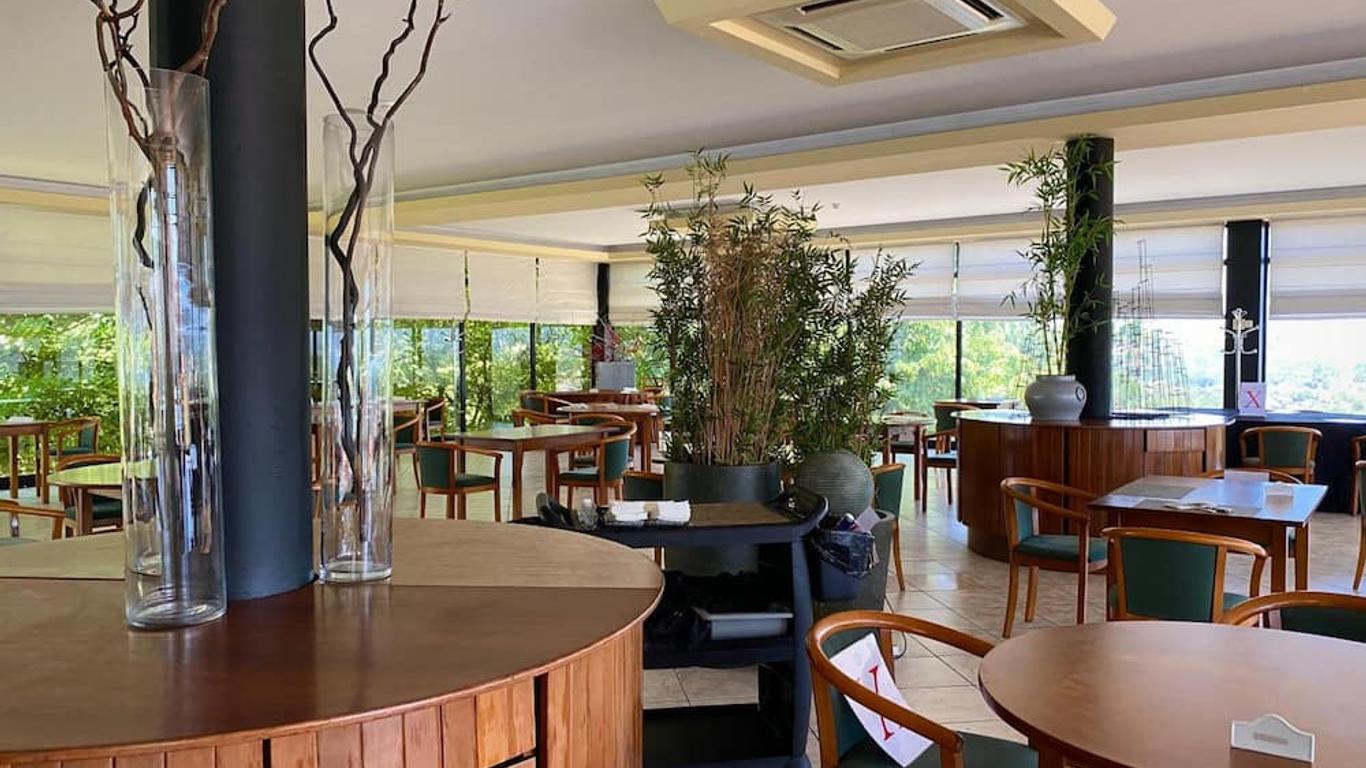 Hotel Paraiso