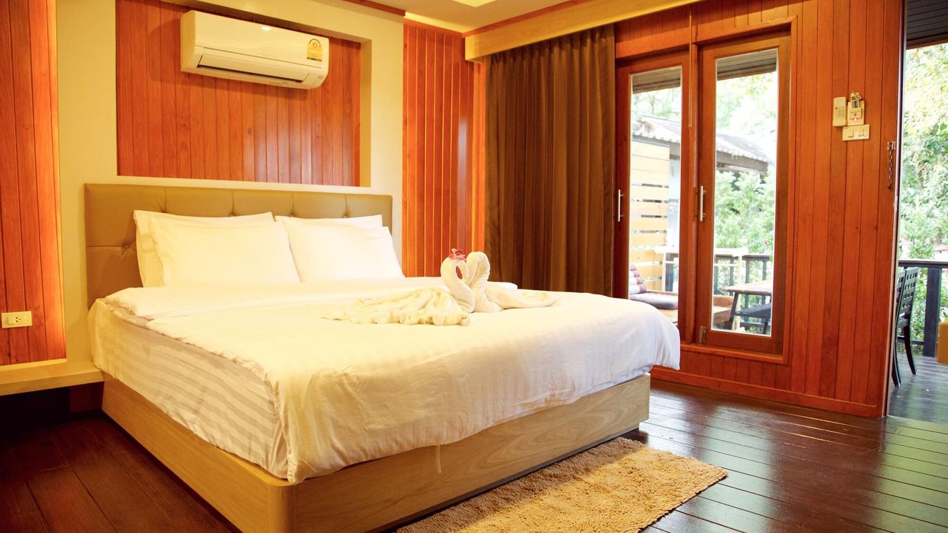 Poohbar Resort & Lotusdive