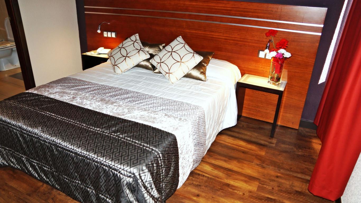 Motel Los Abedules