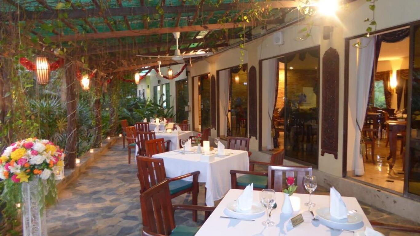The Orchid Beach Resort At Vip Resort