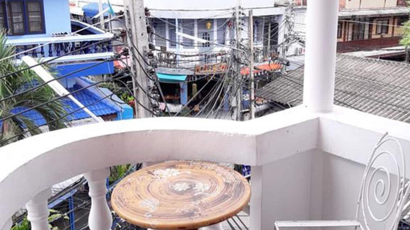 The Pulse Hostel