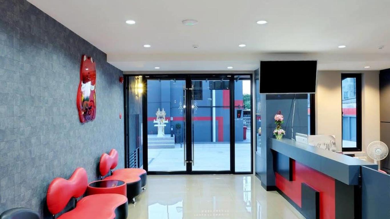 Avenue Residence
