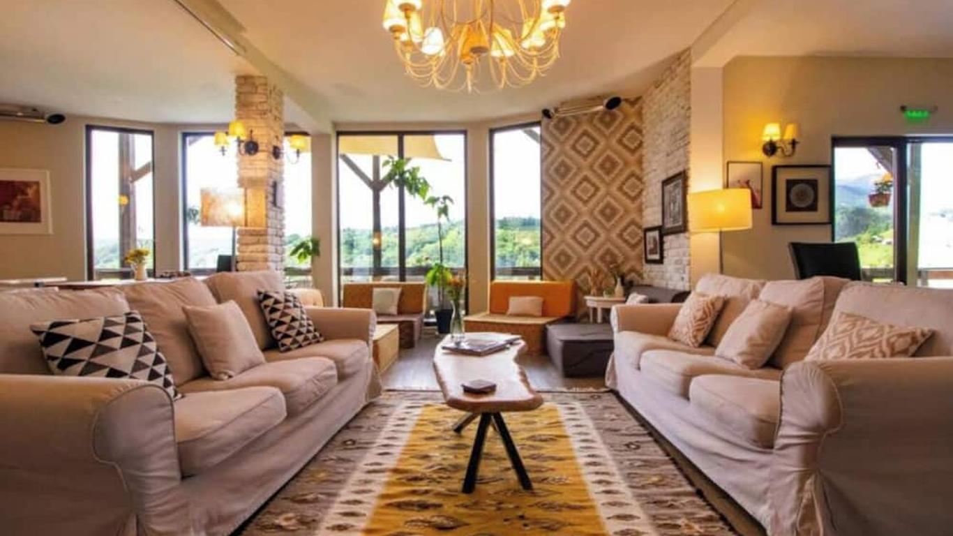 Akasha Retreat