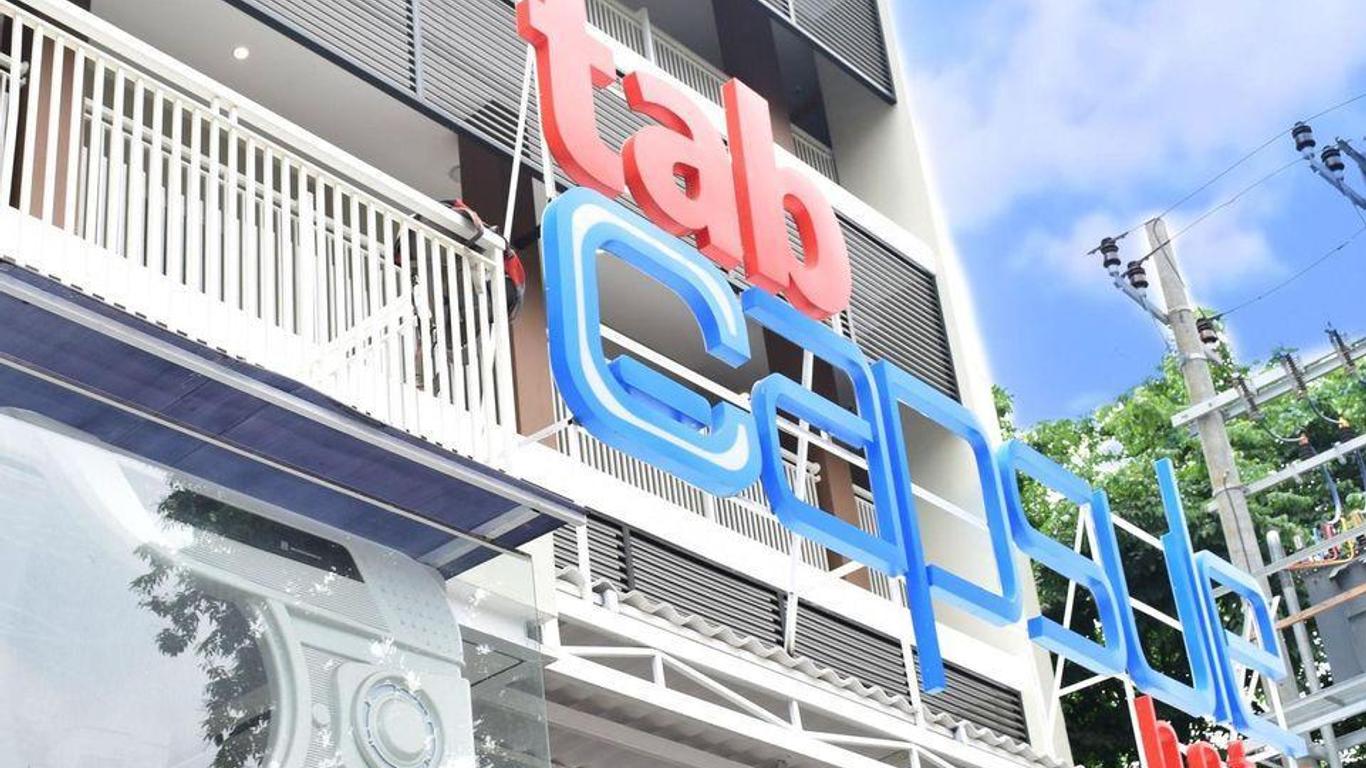 Tab Capsule Hotel - Kayoon Surabaya