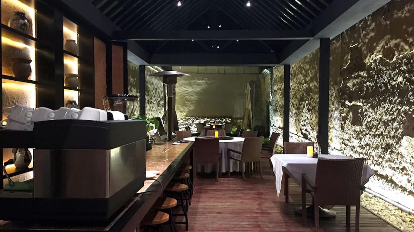 Sky Valley Heritage Boutique Hotel