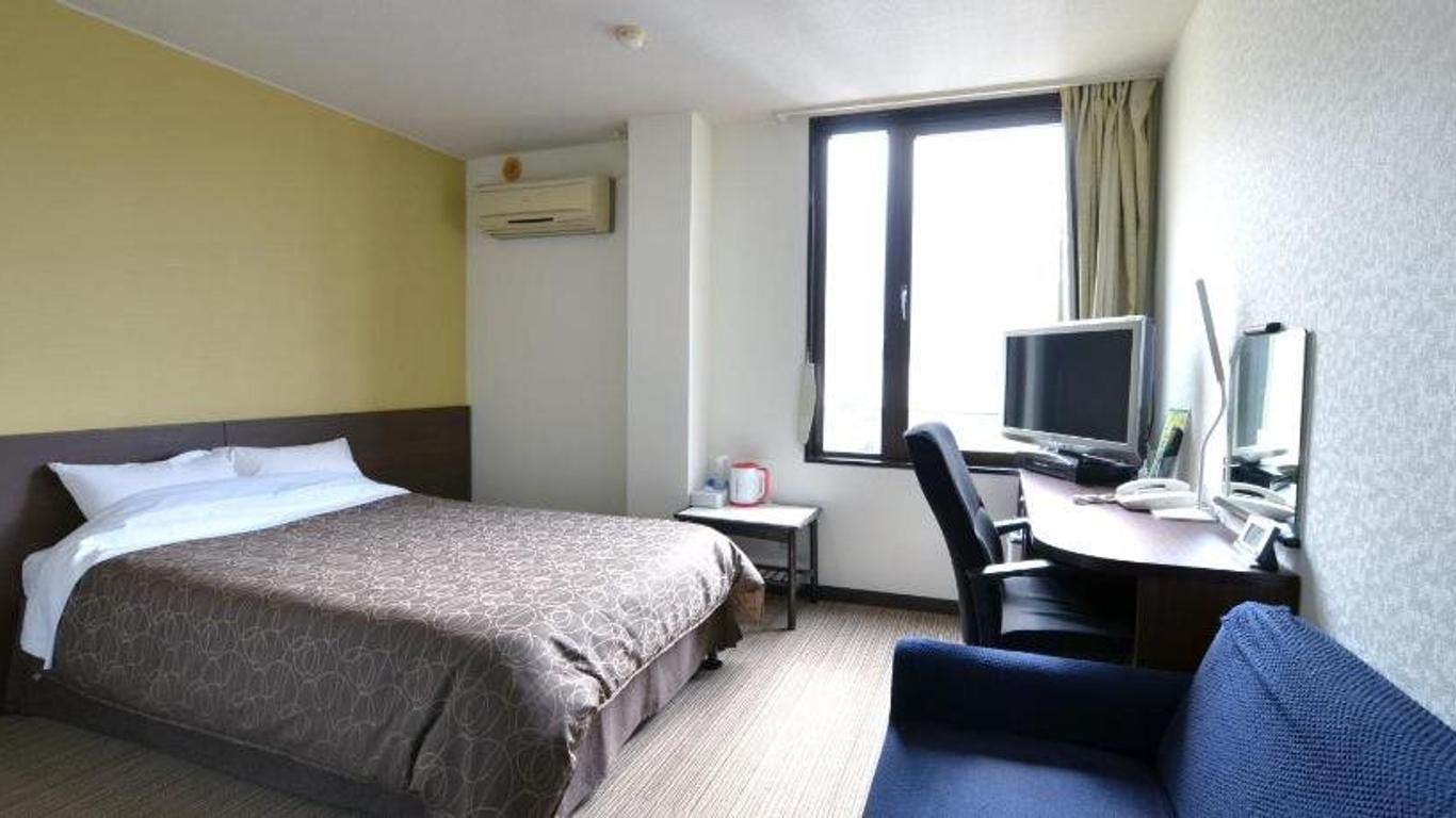 Isahaya Daiichi Hotel