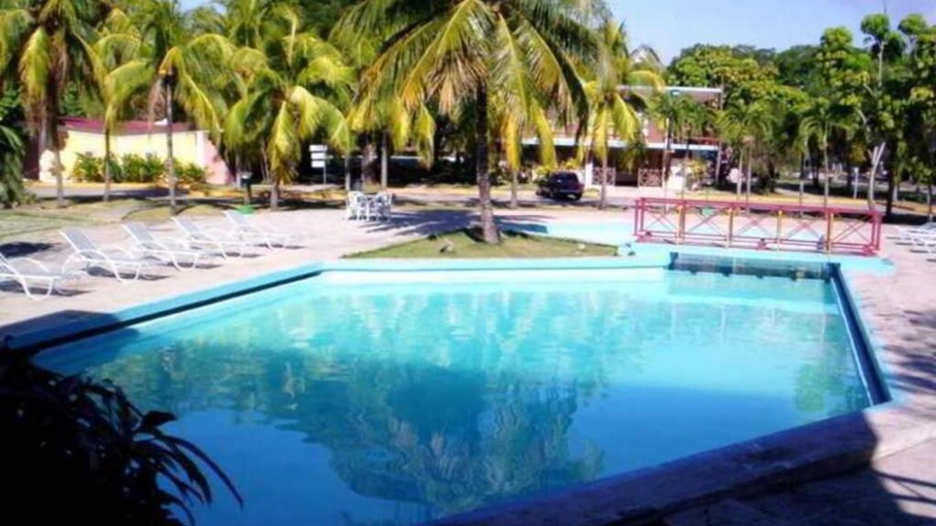 Villa La Lupe