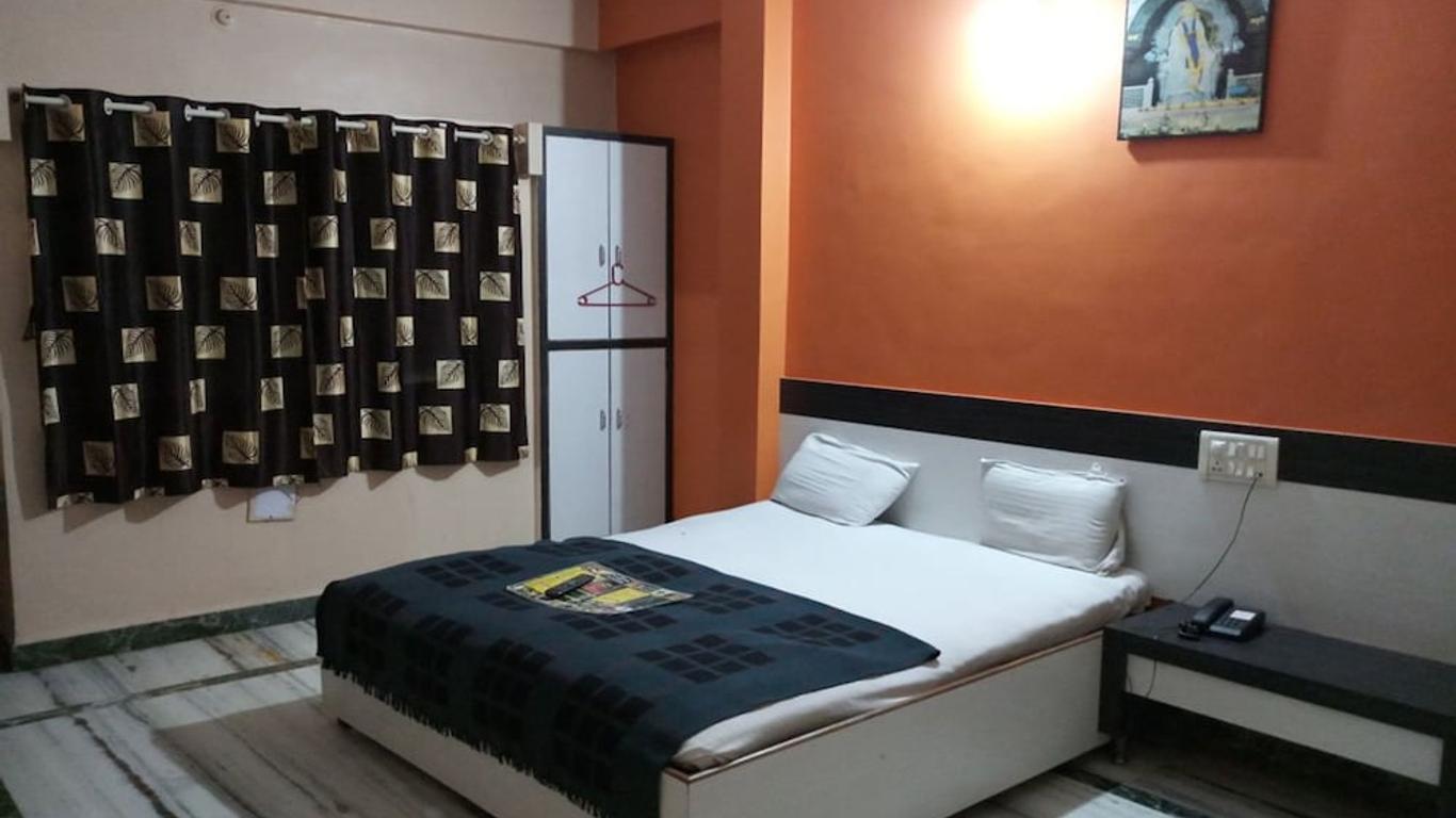 Hotel Kaustubh Shirdi