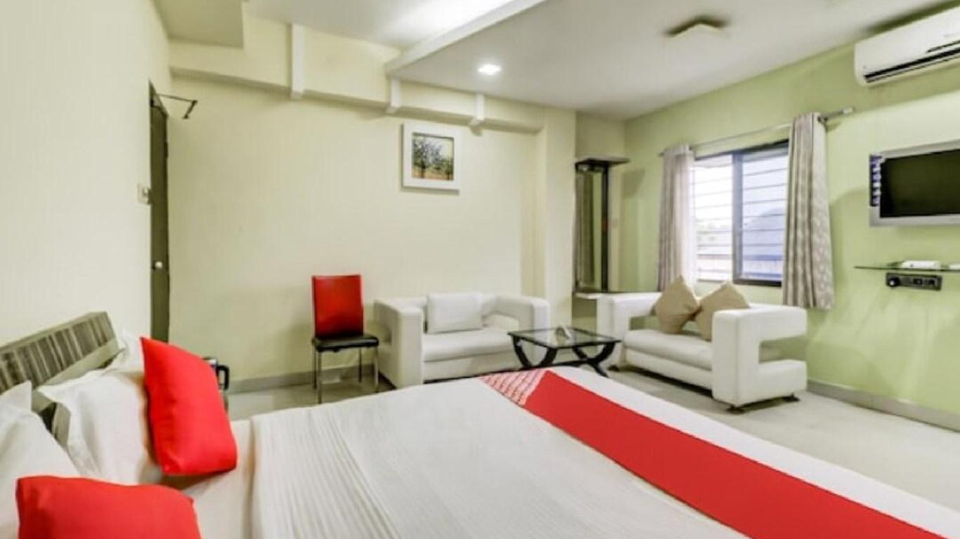 Hotel Ace Inn