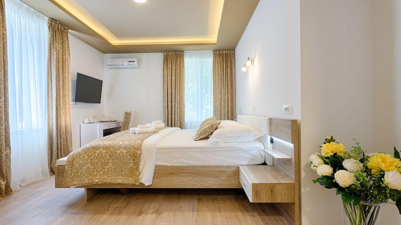 Luxury Rooms Floramye