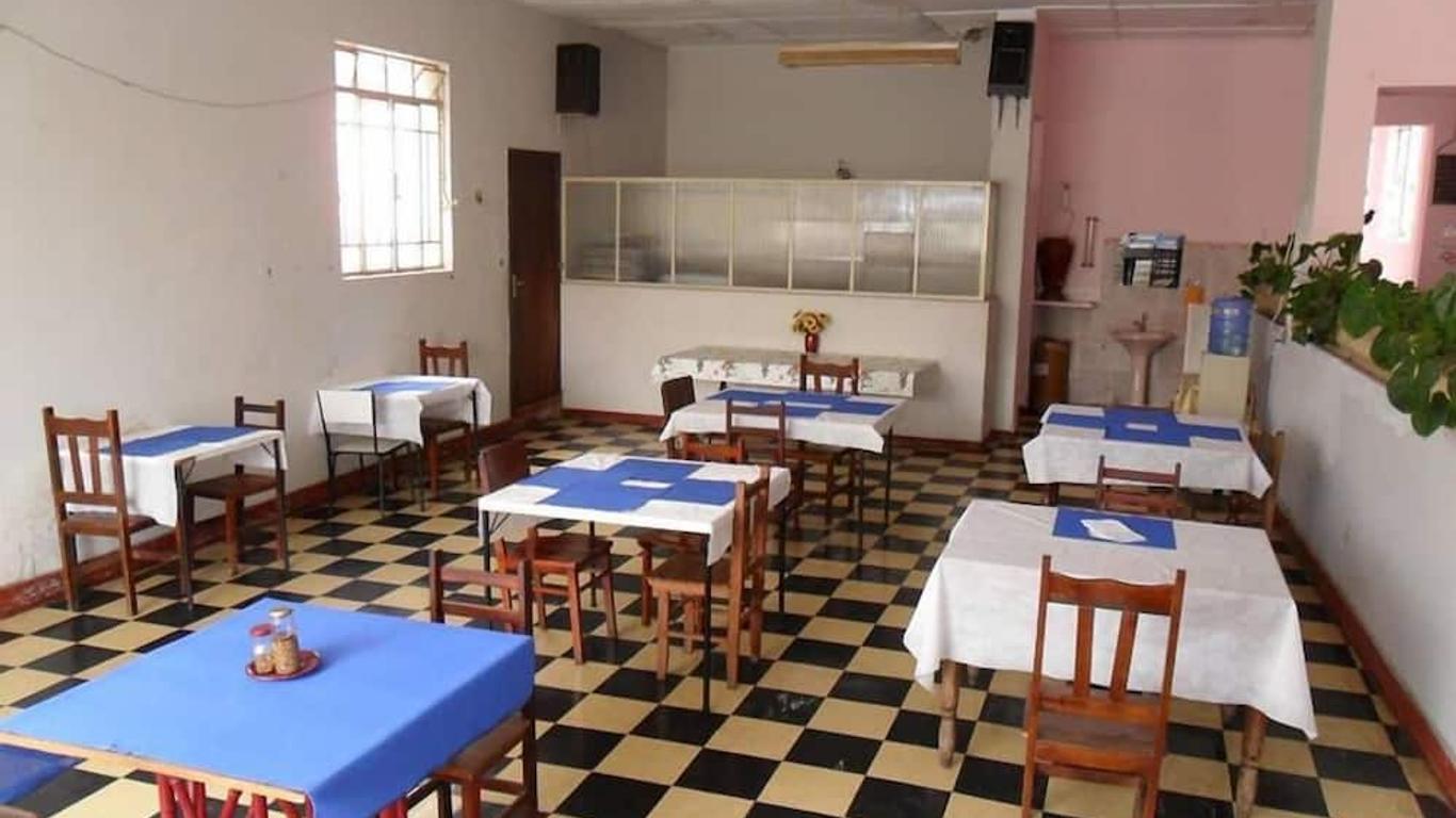 Hotel Dona Emilia