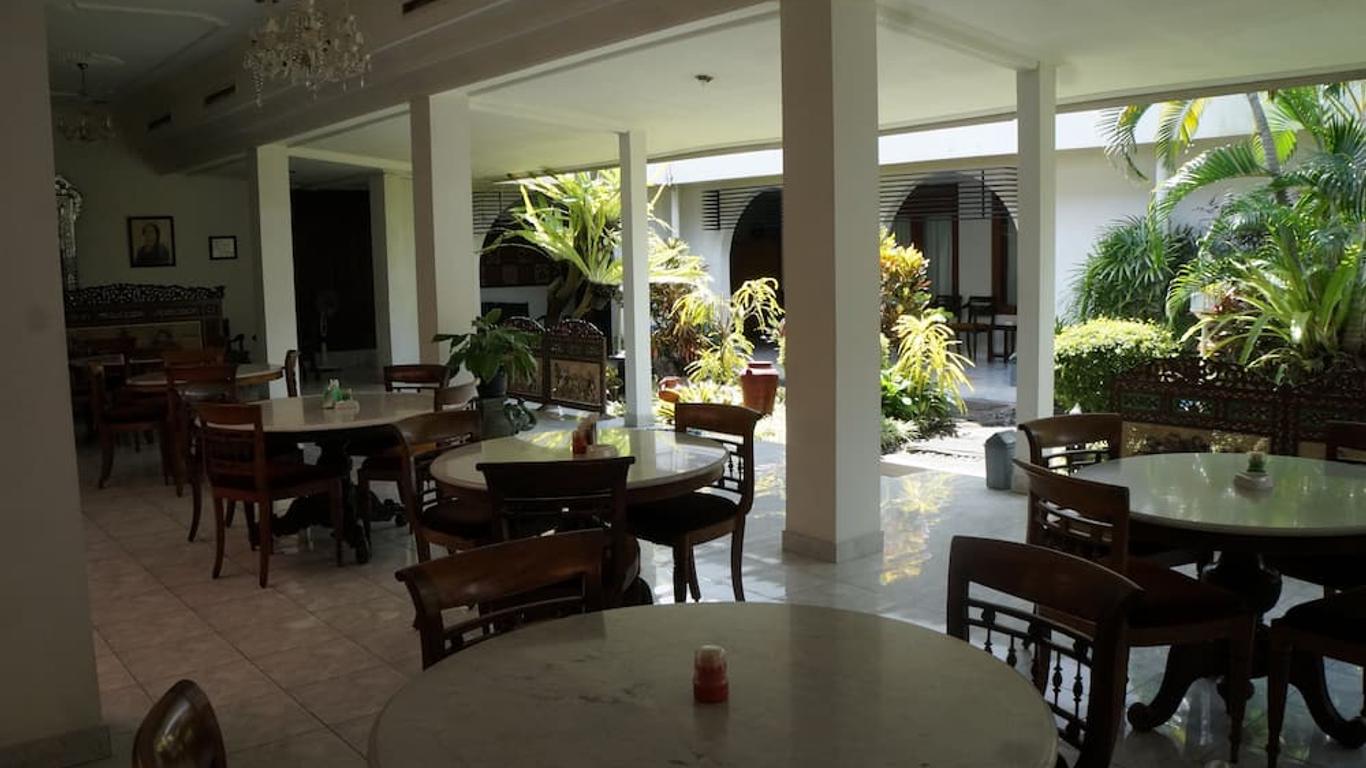 Hotel Kirana