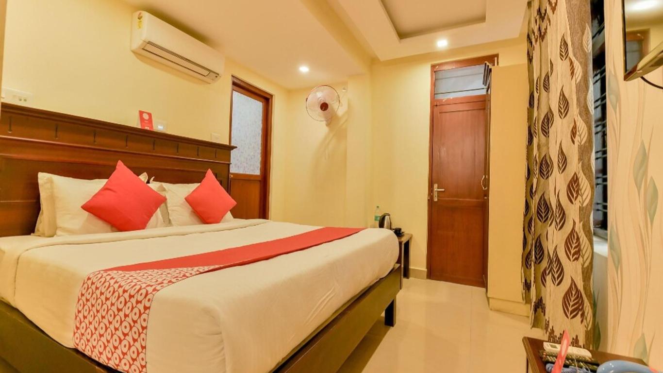 Hotel O Dh Road Ernakulam