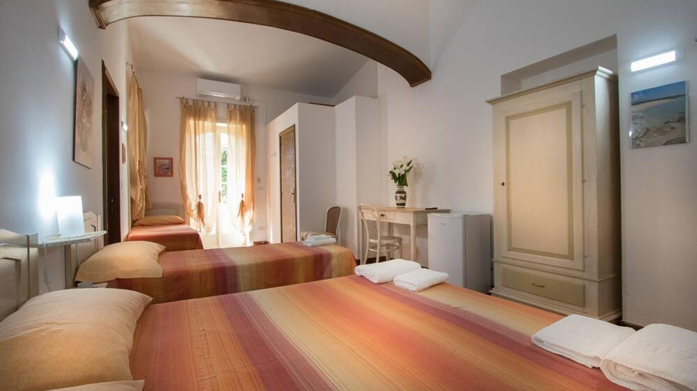 Villa Quattro Pini Bed and Breakfast