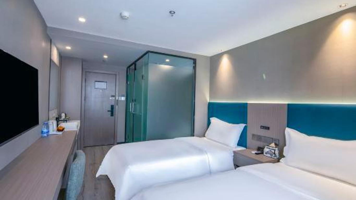 Vifan Hotel (Beijing Air Force General Hospital Cuiwei Road)