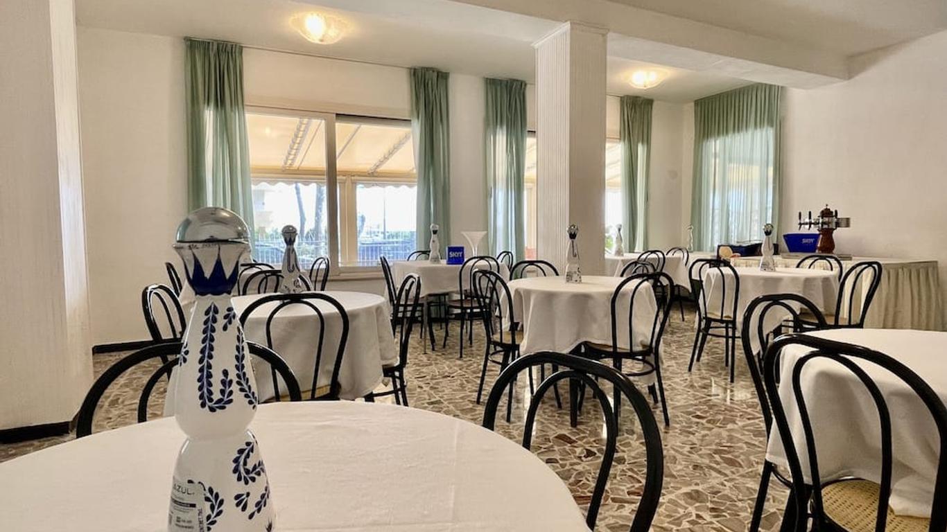 Hotel Altamarea Cesenatico