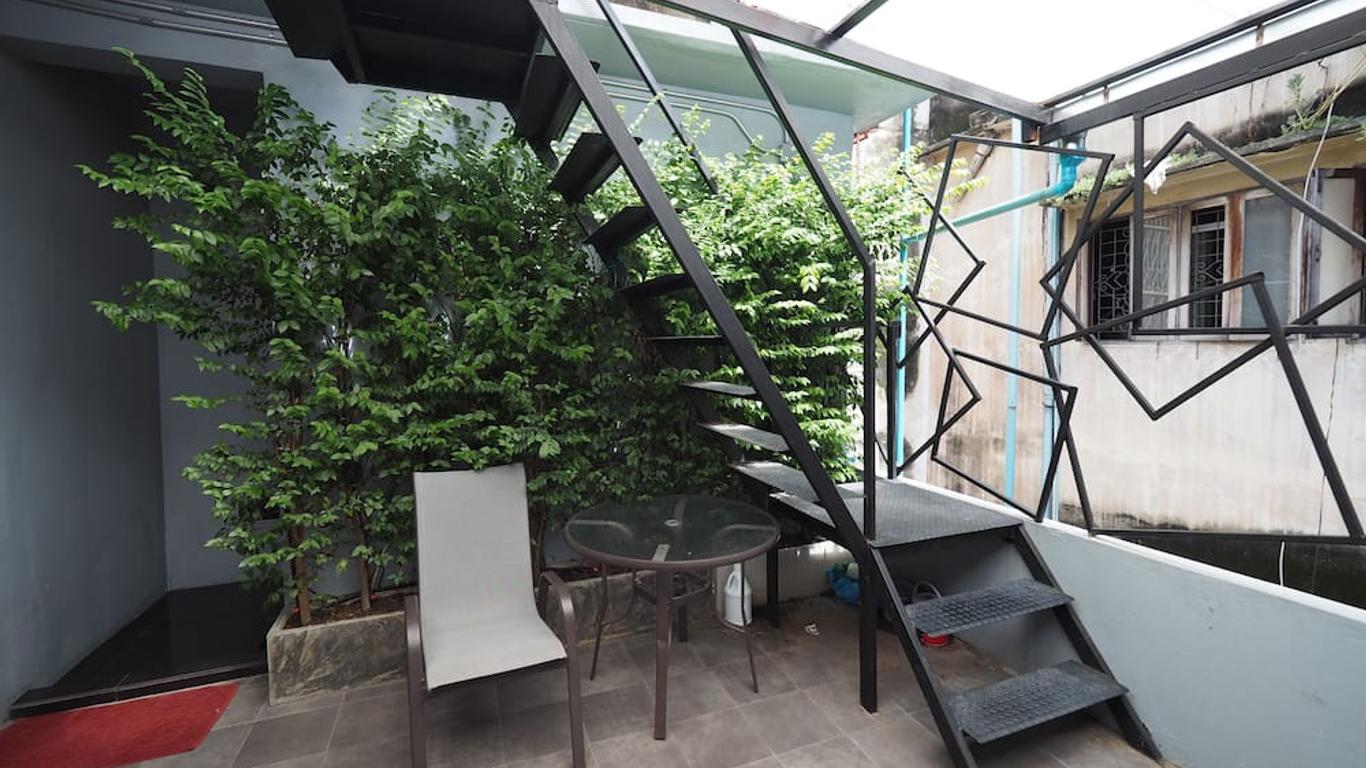 Zent & Bao Hostel