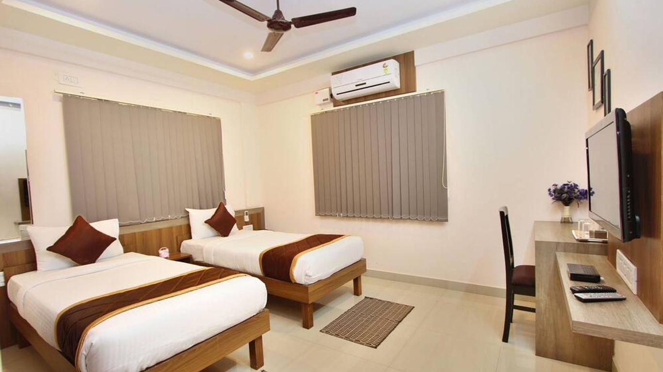 Collection O 2235 Oh My Rooms Indranagar