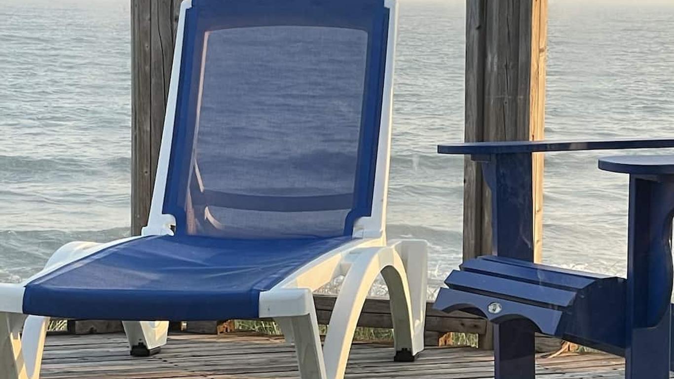 Moonlight Beach Suites