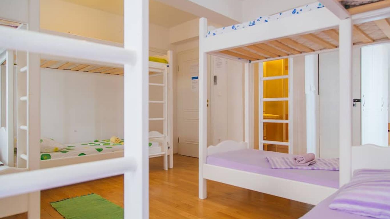 Hostel Marinero - Adults only