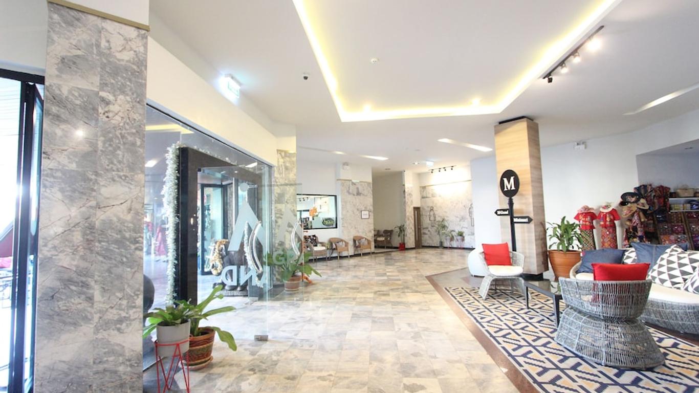 M Grand Hotel Roiet
