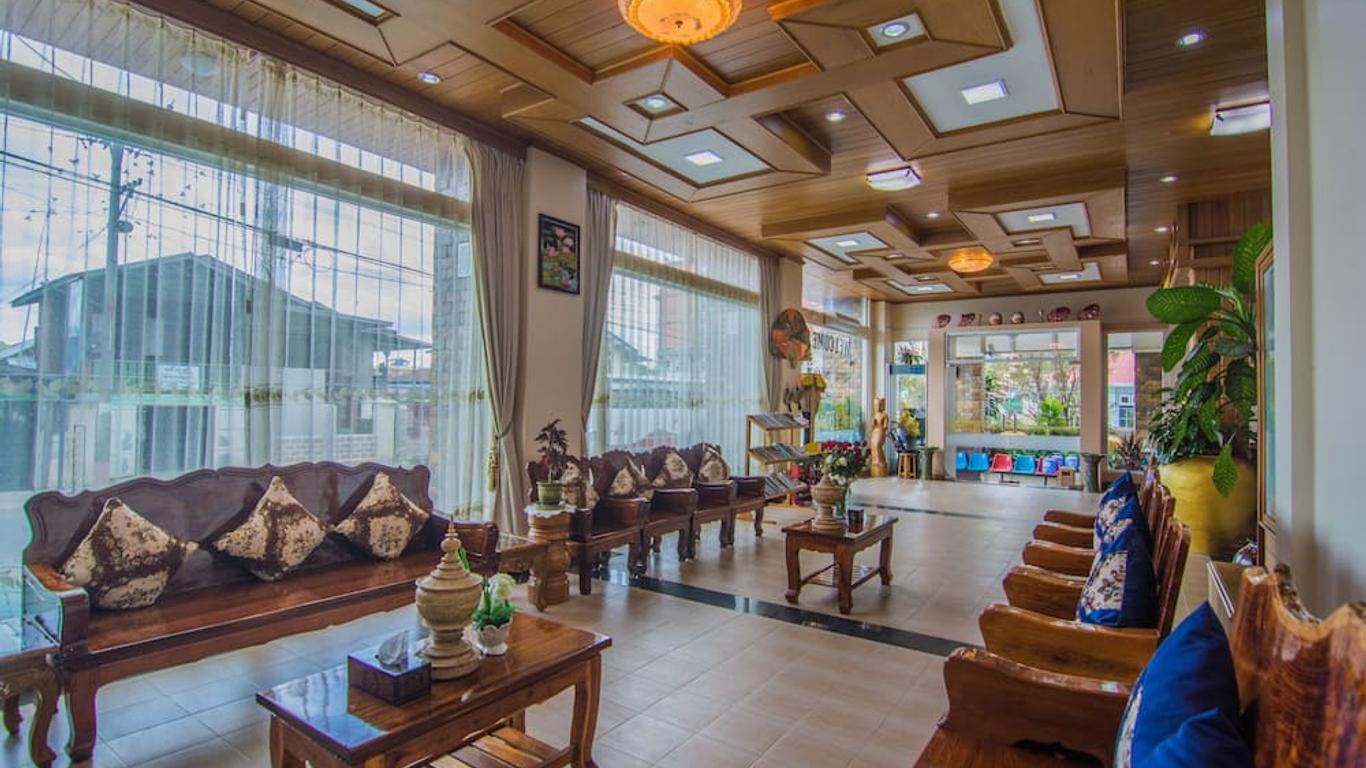 Royal Inlay Hotel