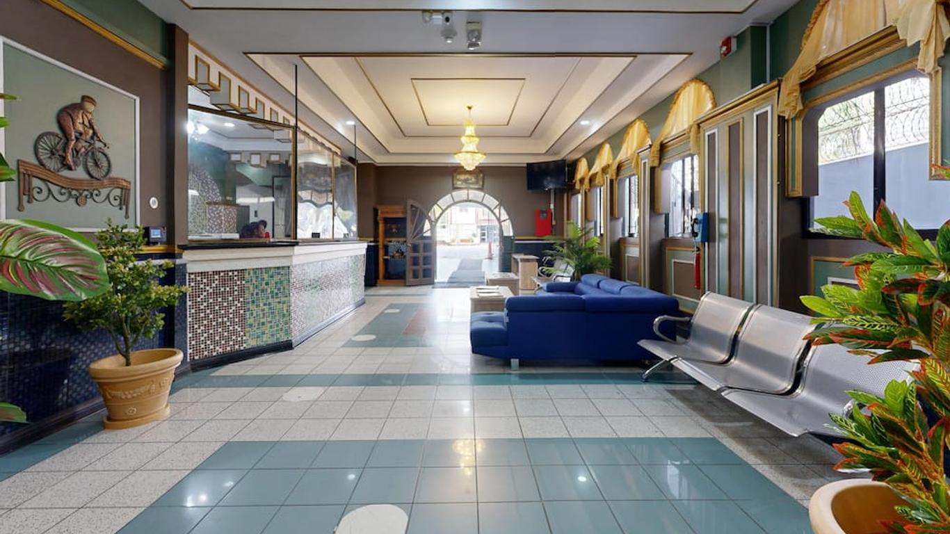 Regency Suites Hotel