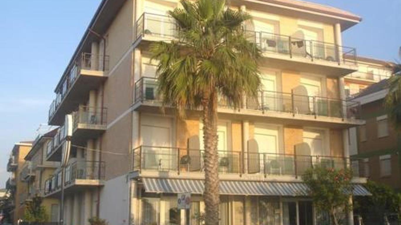 Petit Hotel
