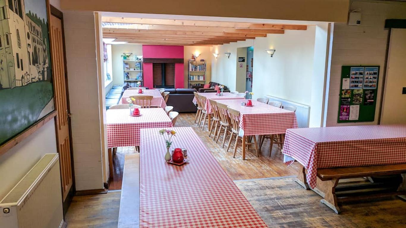 Yha Helmsley - Hostel