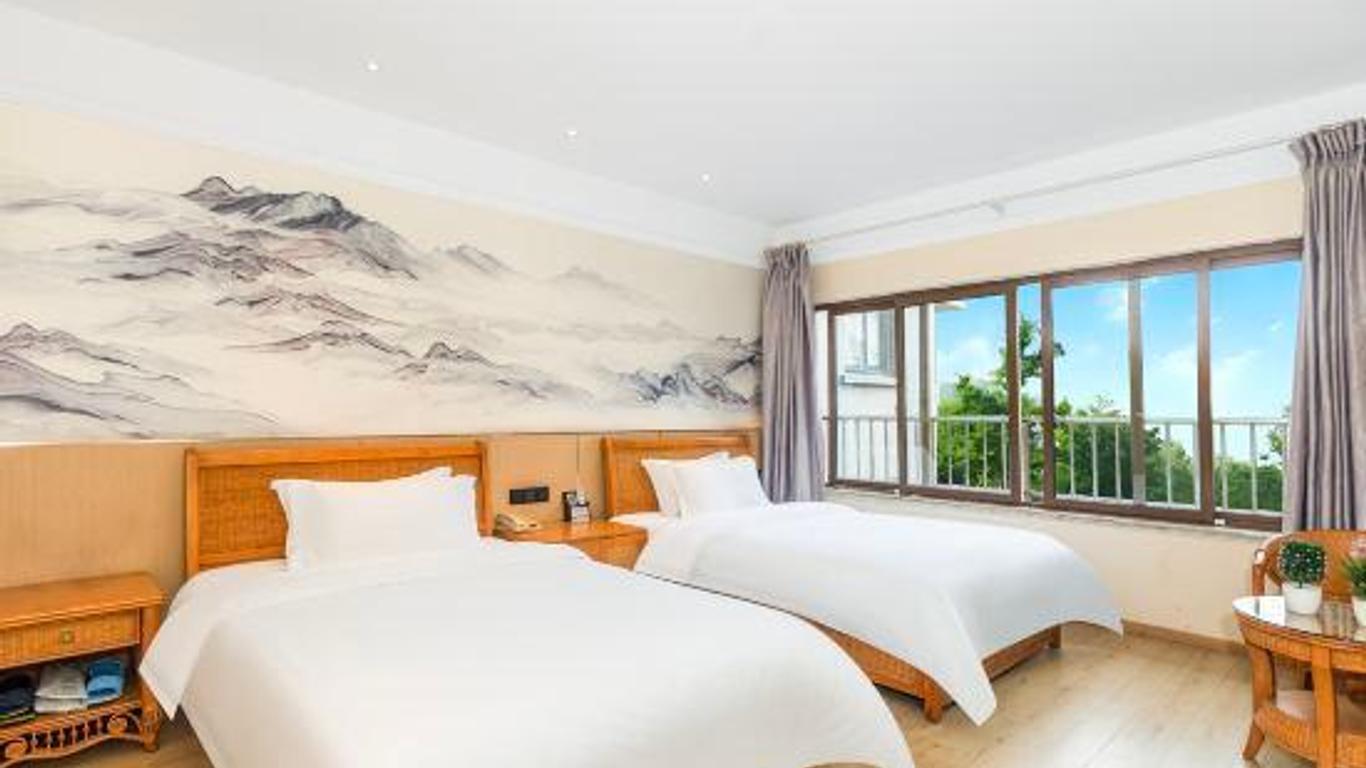 Red Lion Hotel