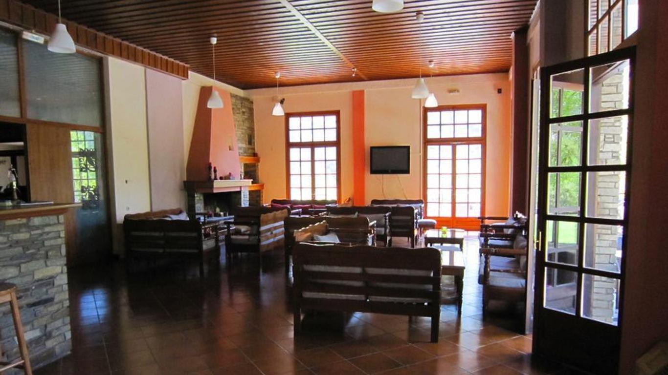 Hotel Pyli