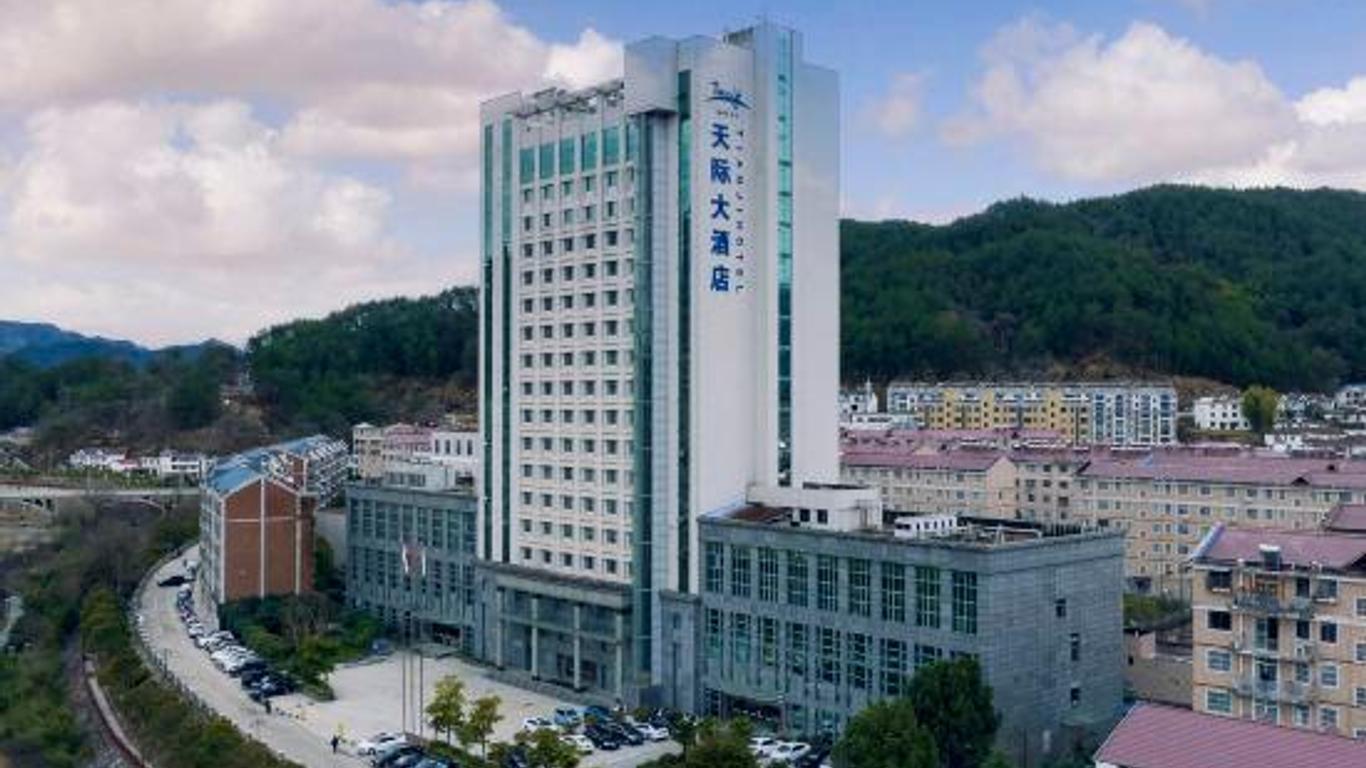Tianji Hotel
