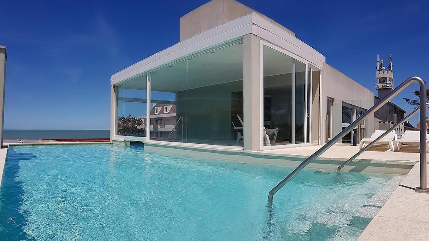 Amura Suites