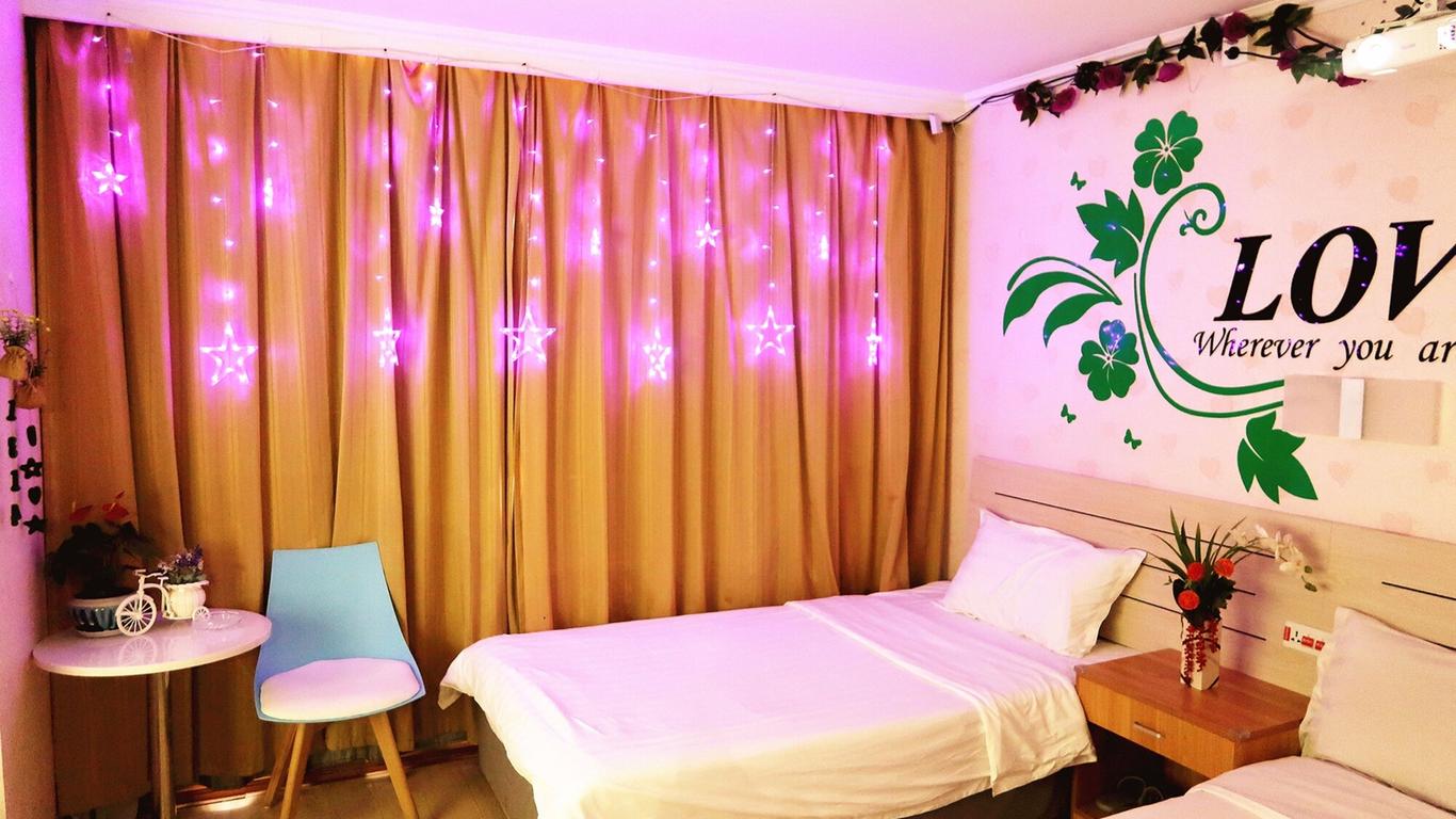 Dalian Venus Apartment