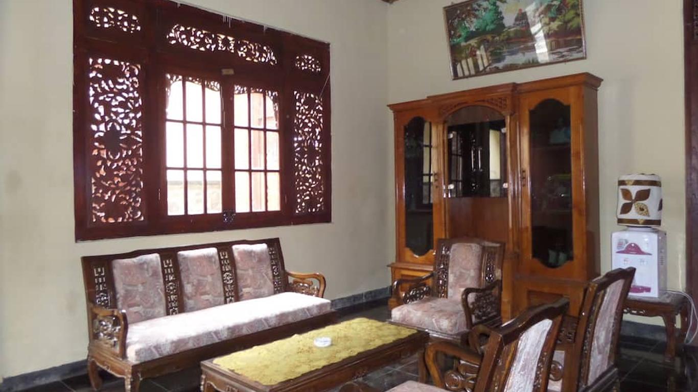 Villa Adas