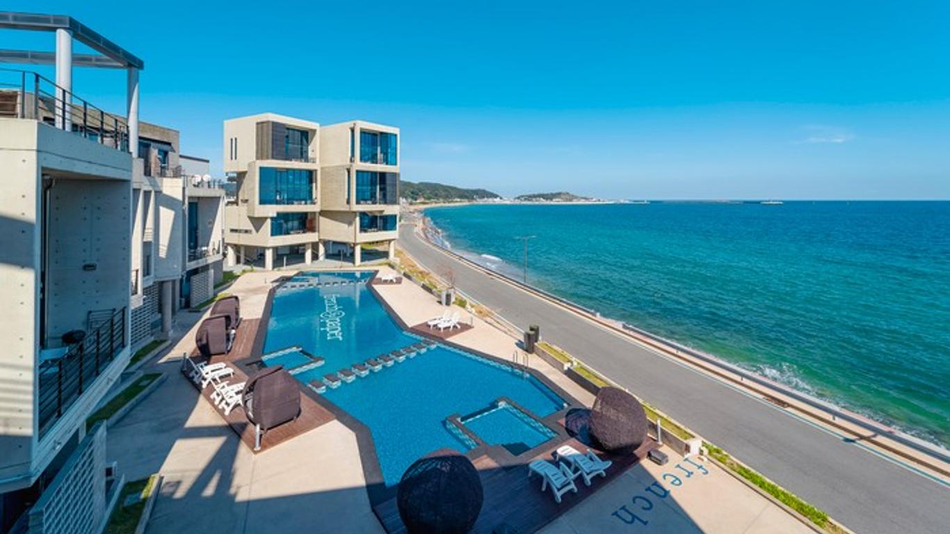 French Paper Pool Villa