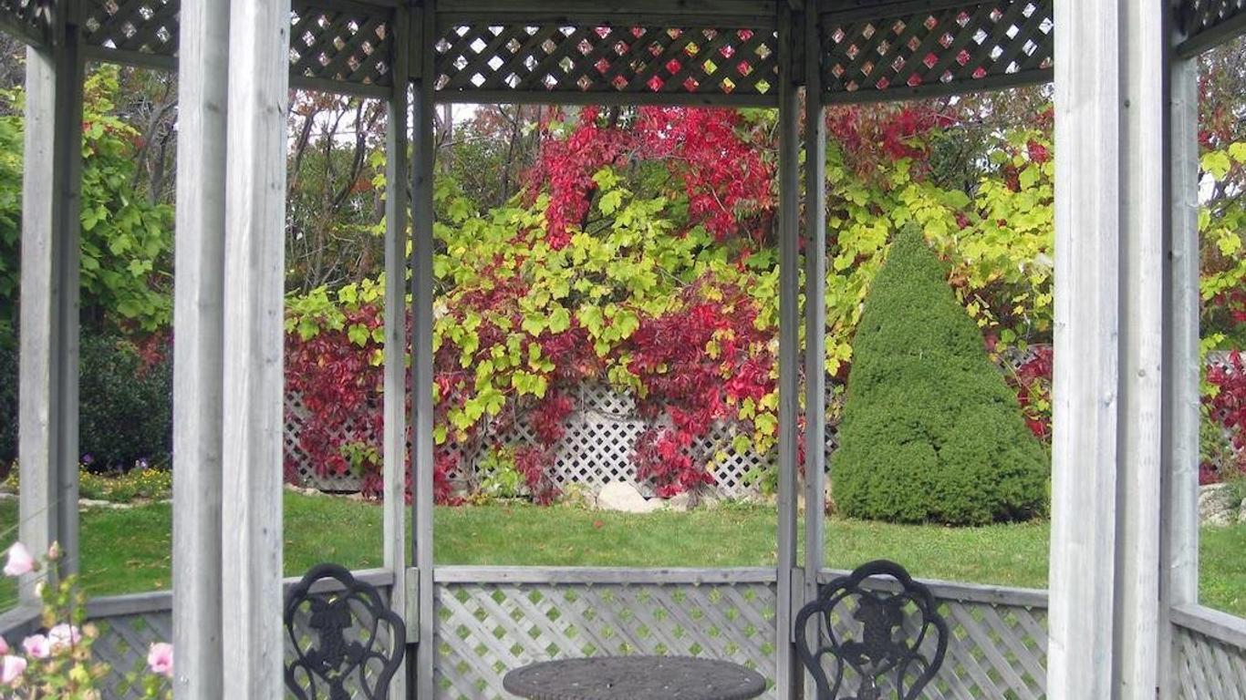 Seascape Coastal Retreat - Adults Only - Hot Tubs