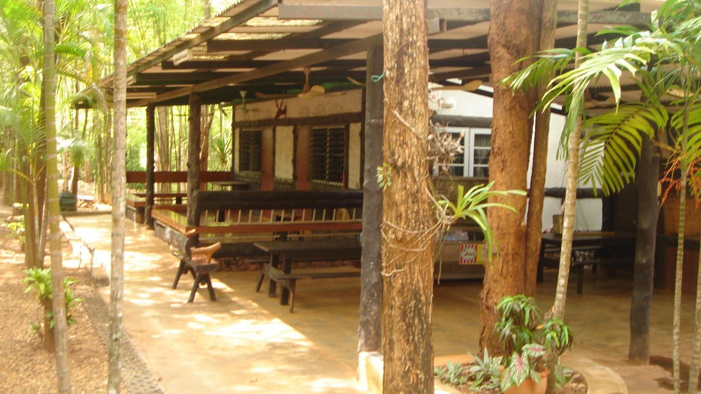Sam's Jungle Guesthouse