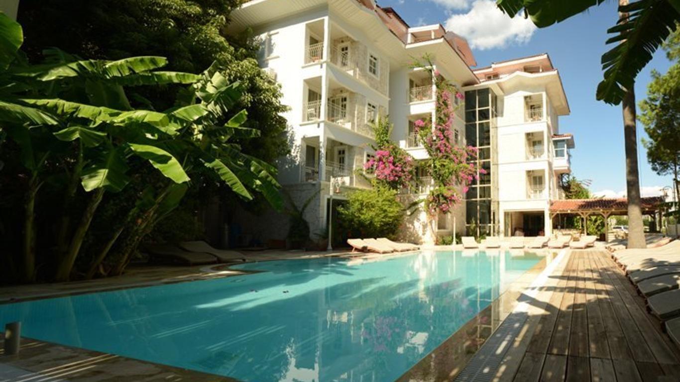 Club Petunya Apartments