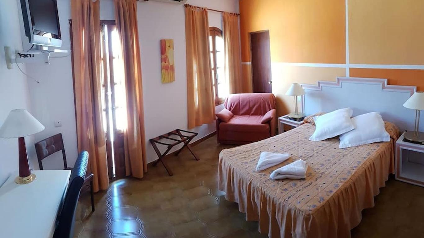 Hostal Los Arcos